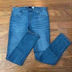 Women skinny jeans |size: 12|